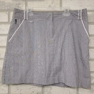 IZOD Golf Classic Stretch White and Gray Striped Skort Size 8